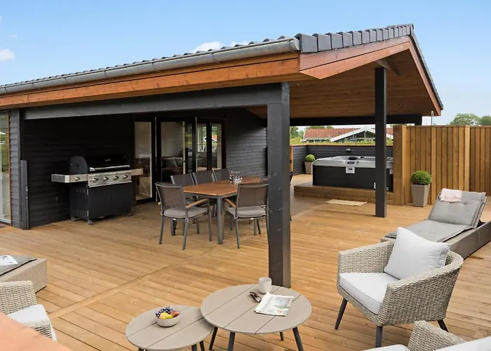 4 Bedroom Amazing In Sydals Sarup