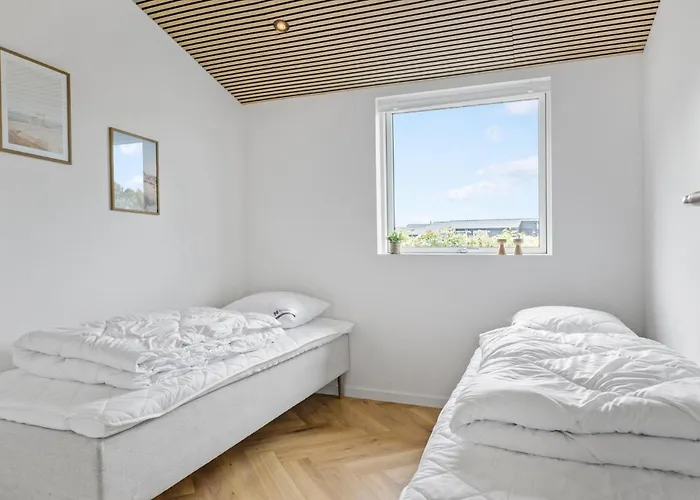 4 Bedroom Amazing In Sydals * Sarup