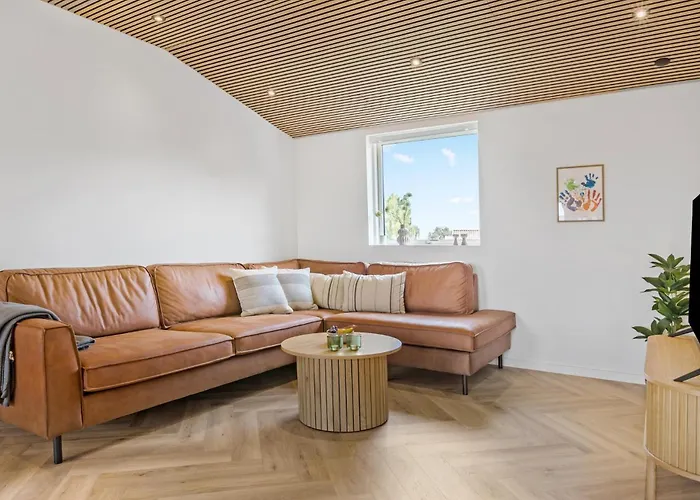 4 Bedroom Amazing In Sydals